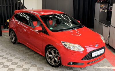 FORD FOCUS 2.0L ST 250 CV